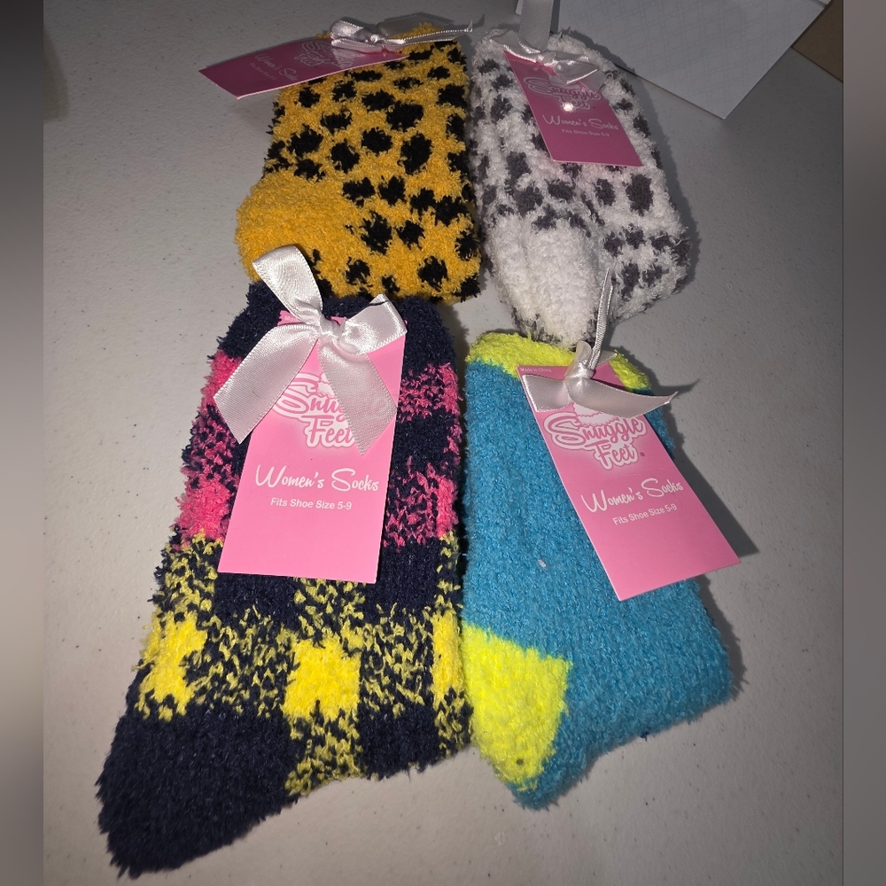 Women's Cozy Fuzzy Socks - Assorted Yellow, Black, Pink, Blue